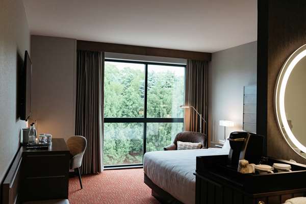  - Revel Hotel Urbandale - I-35 & I-80, Exit 125