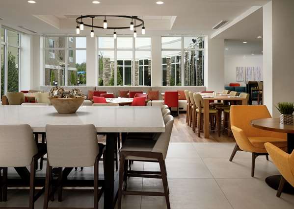 Restaurant - Hilton Garden Inn Olive Branch