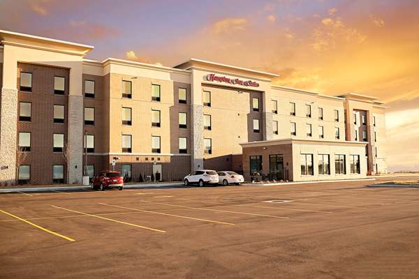 Exterior view - Hampton Inn & Suites Dundee