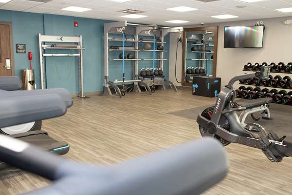 Fitness/ Exercise Room - Hampton Inn & Suites Dundee