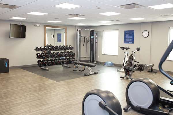 Fitness/ Exercise Room - Hampton Inn & Suites Dundee
