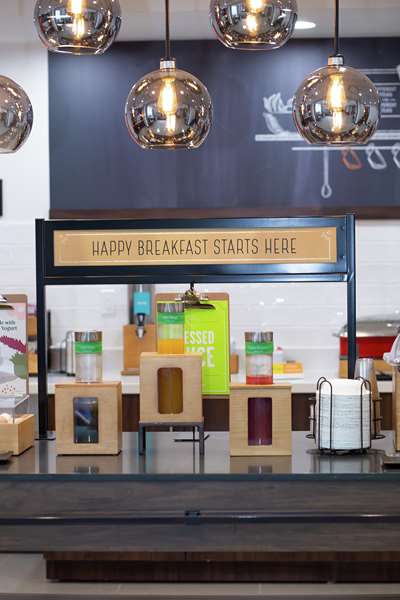 Amenities - Hampton Inn & Suites Dundee