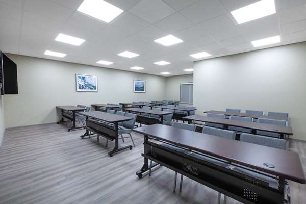  - Hawthorn Suites by Wyndham Odessa - I-20, Exit 120