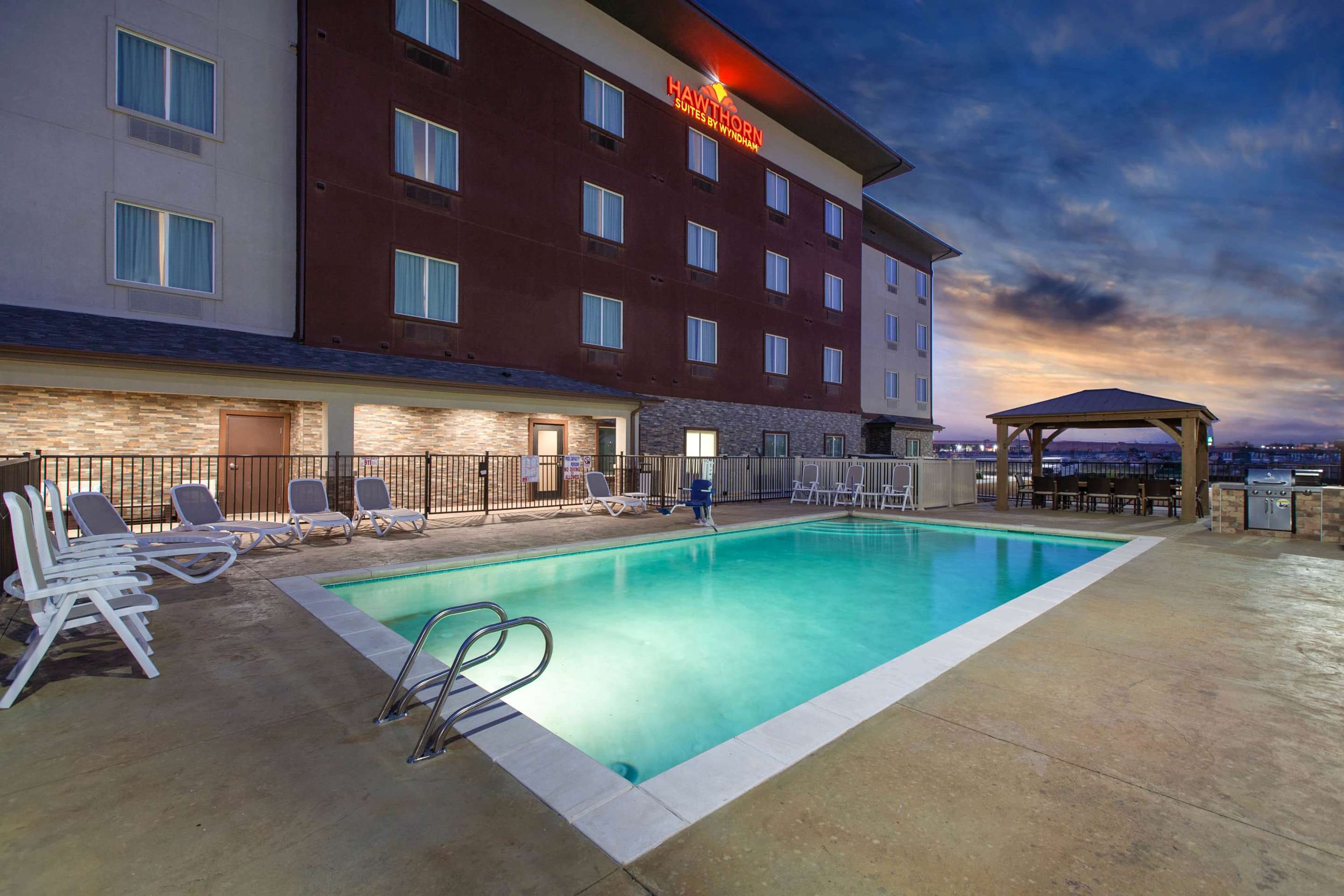 Pool | Hawthorn Suites By Wyndham Odessa