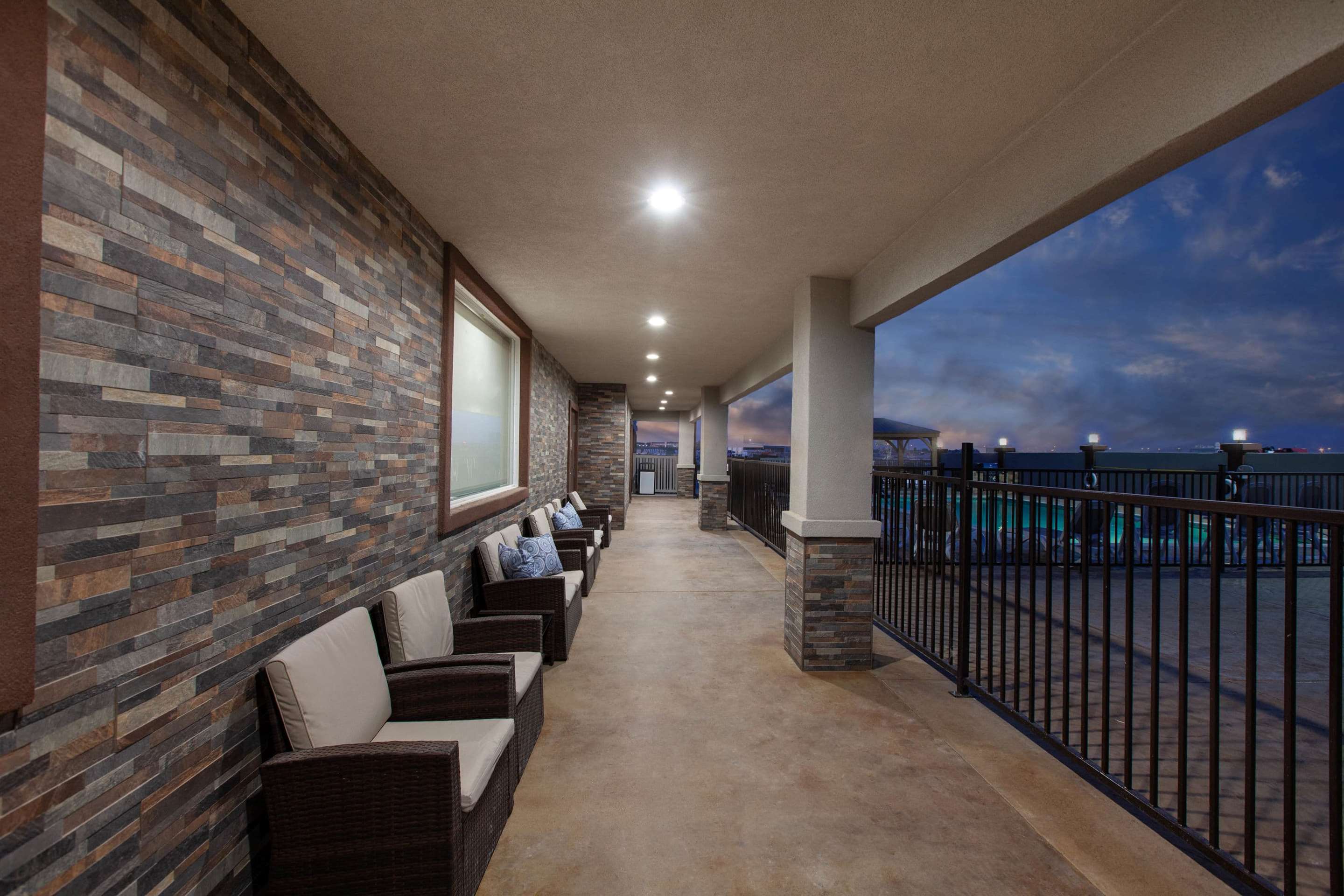 Pool | Hawthorn Suites By Wyndham Odessa