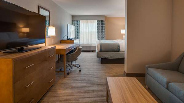 Suite - Best Western Plus Desoto Hotel Olive Branch