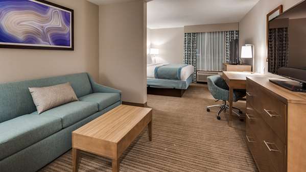 Suite - Best Western Plus Desoto Hotel Olive Branch