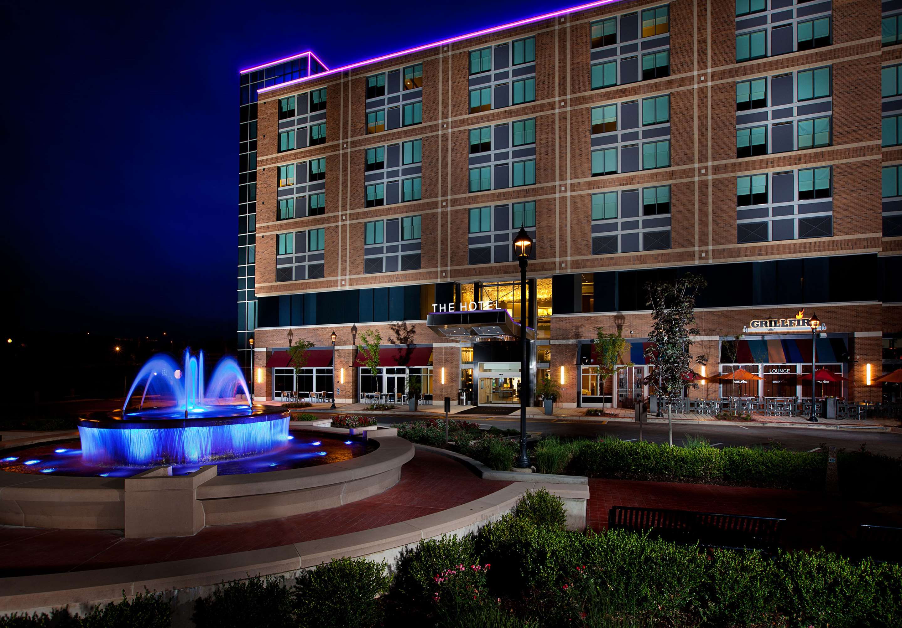 HotelAR TheHotel Exterior Blue a x | The Hotel at Arundel Preserve