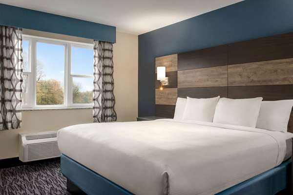  - AmericInn Dodgeville