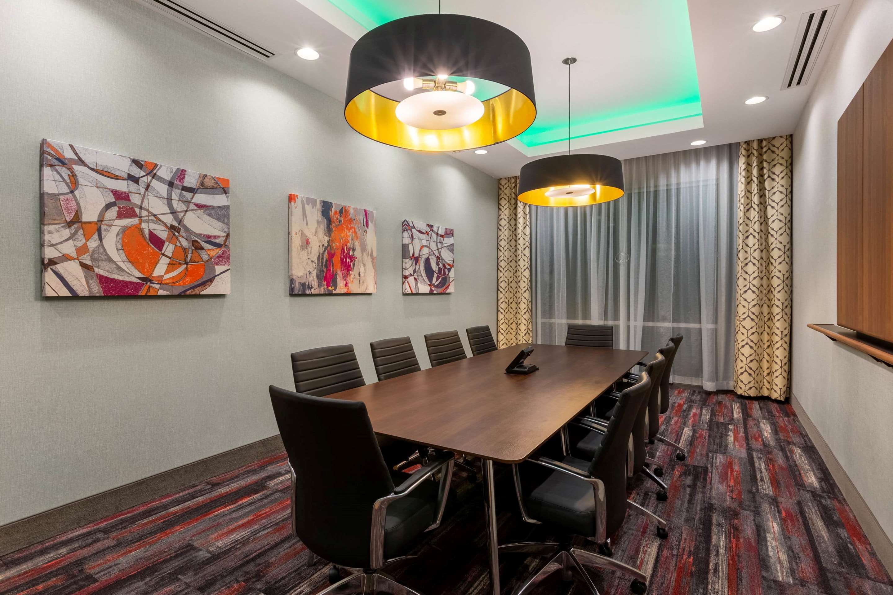 Meeting Room | La Quinta by Wyndham Altoona Des Moines