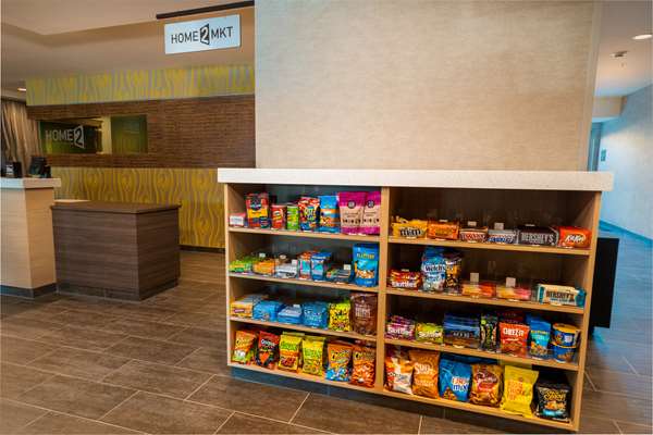 Restaurant - Home2 Suites by Hilton Bakersfield