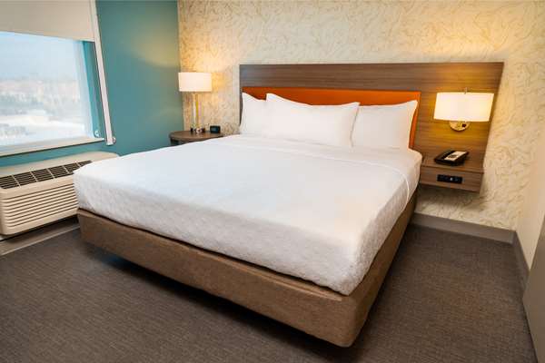  - Home2 Suites by Hilton Bakersfield