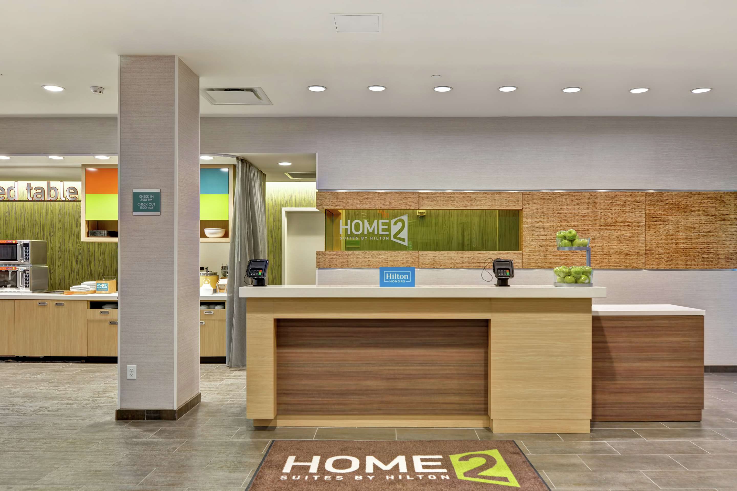 Breakfast Area | Home2 Suites by Hilton Charlotte Piper Glen
