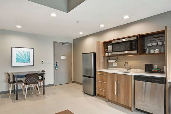  - Home2 Suites by Hilton Piper Glen Charlotte
