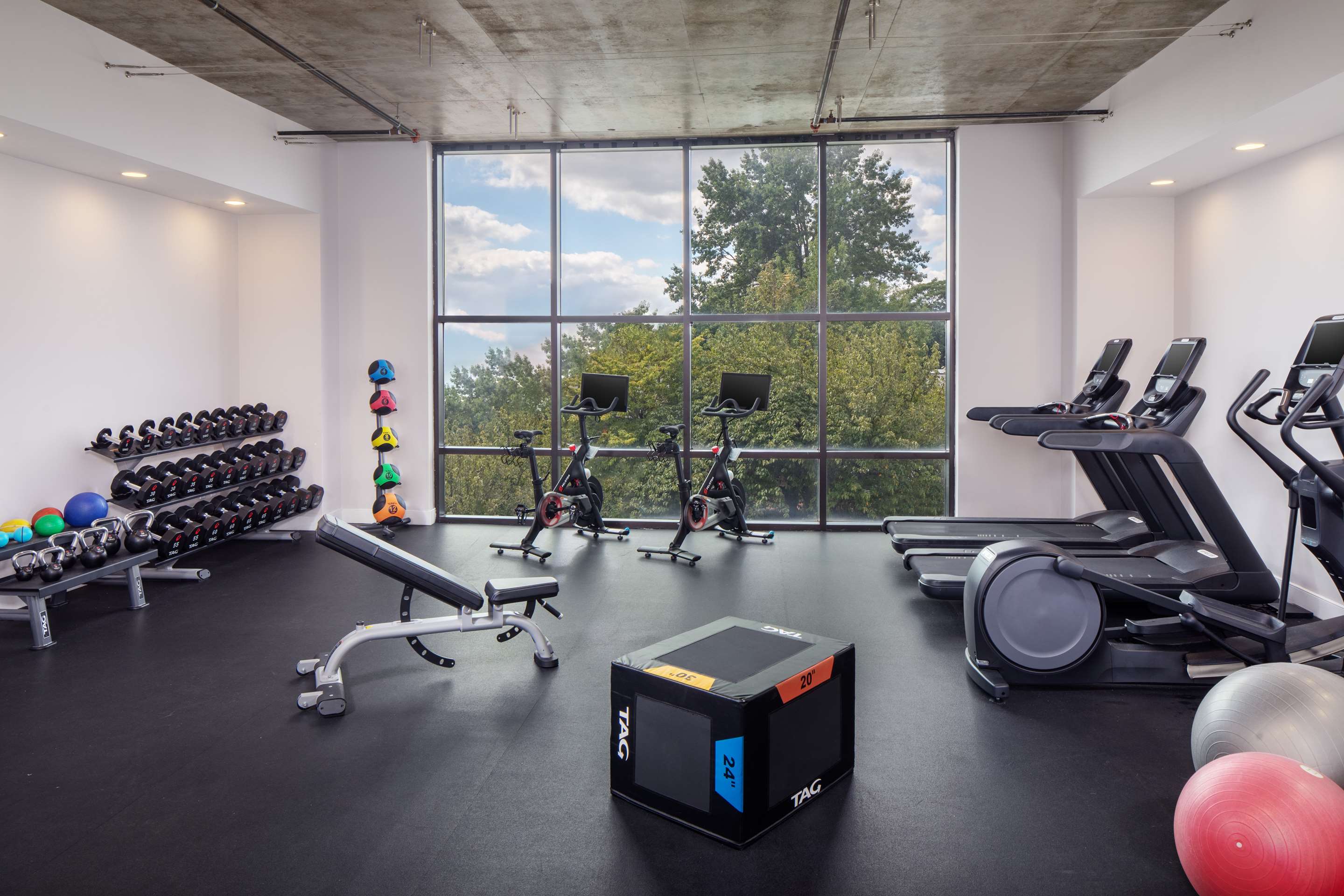 Health club fitness center gym | Watt Hotel Rahway, Tapestry Collection by Hilton