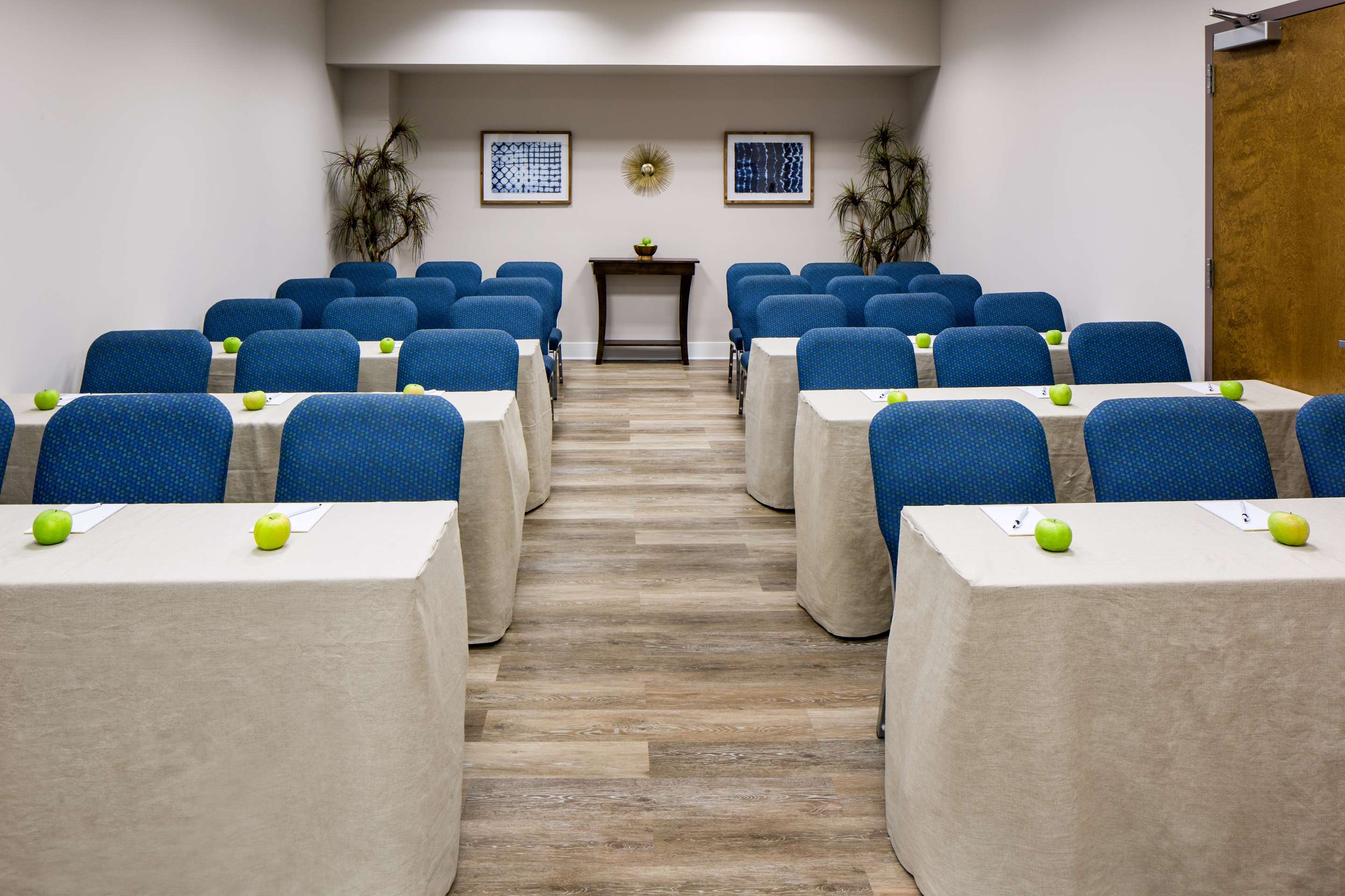 Meeting Room | Watt Hotel Rahway, Tapestry Collection by Hilton