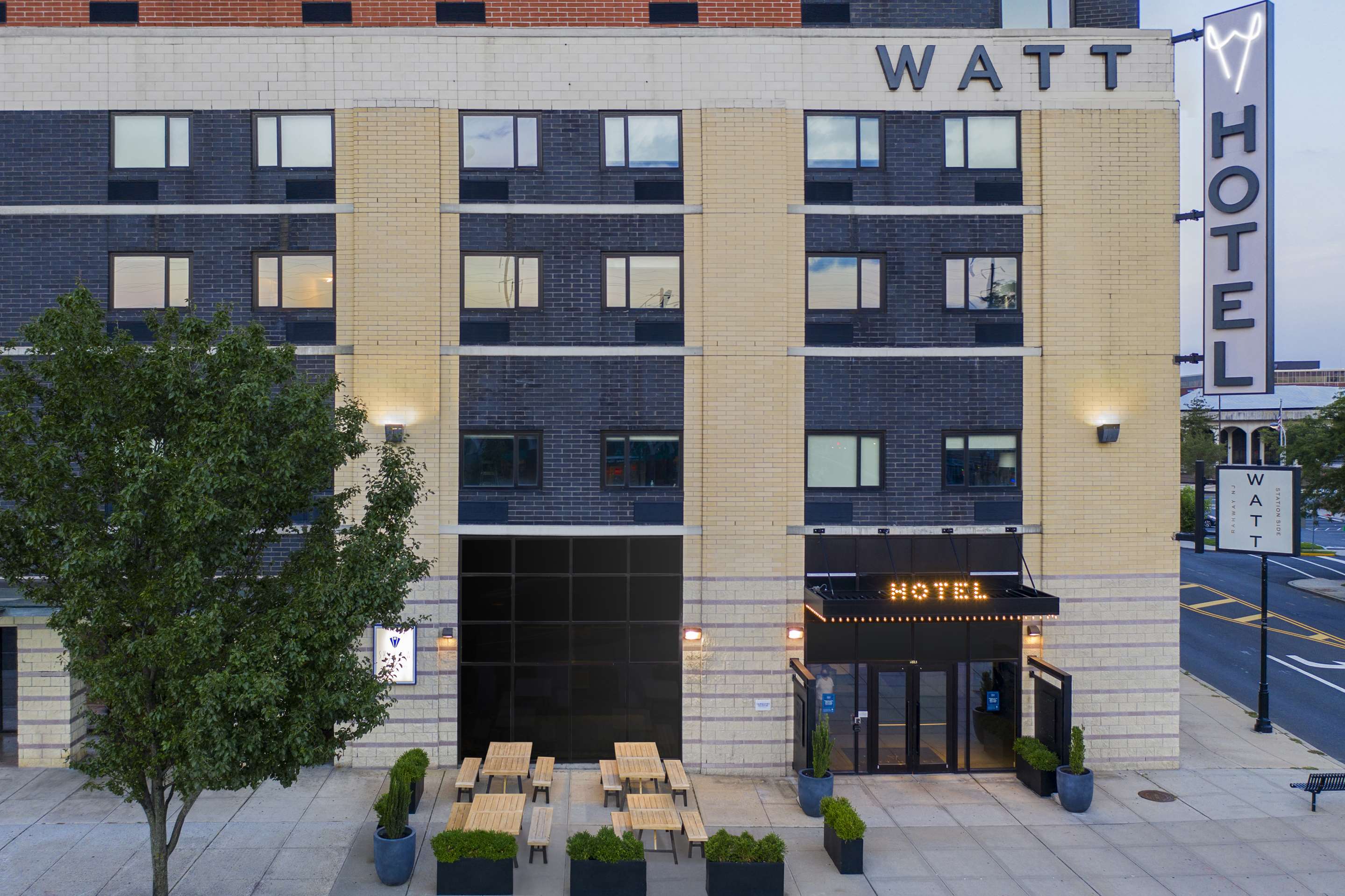 Exterior | Watt Hotel Rahway, Tapestry Collection by Hilton