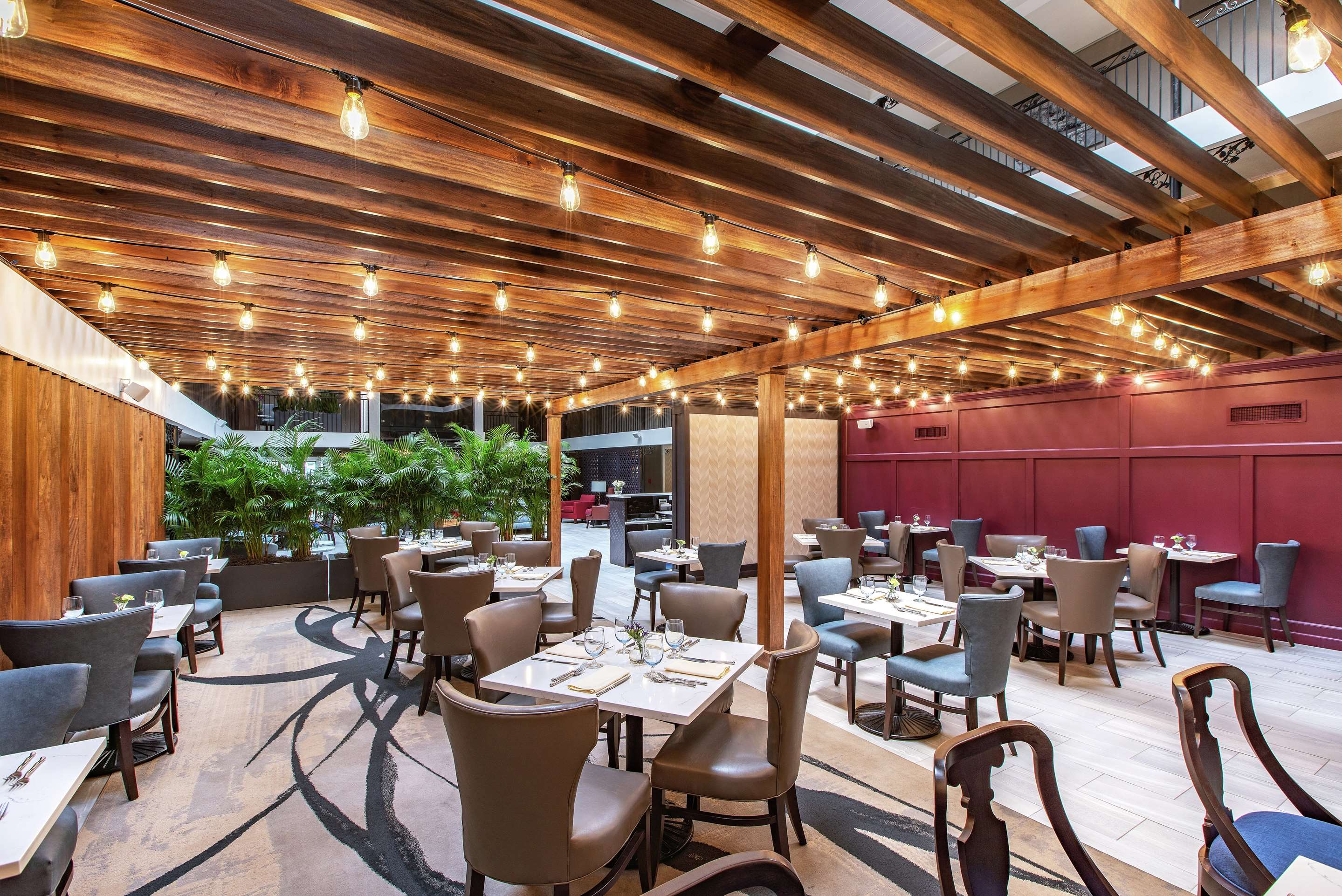 Restaurant | The Burgundy Hotel, Tapestry Collection by Hilton