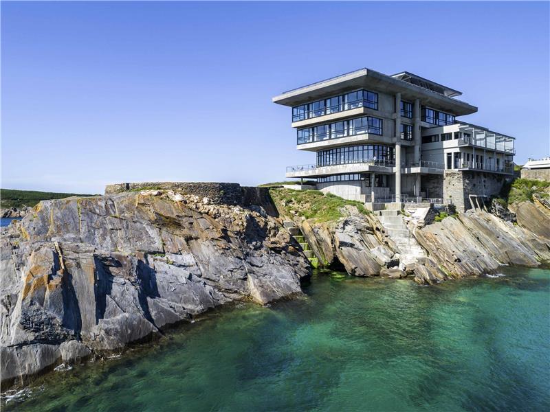 On-Site,Property Amenity,Recreation,Fitness Center
