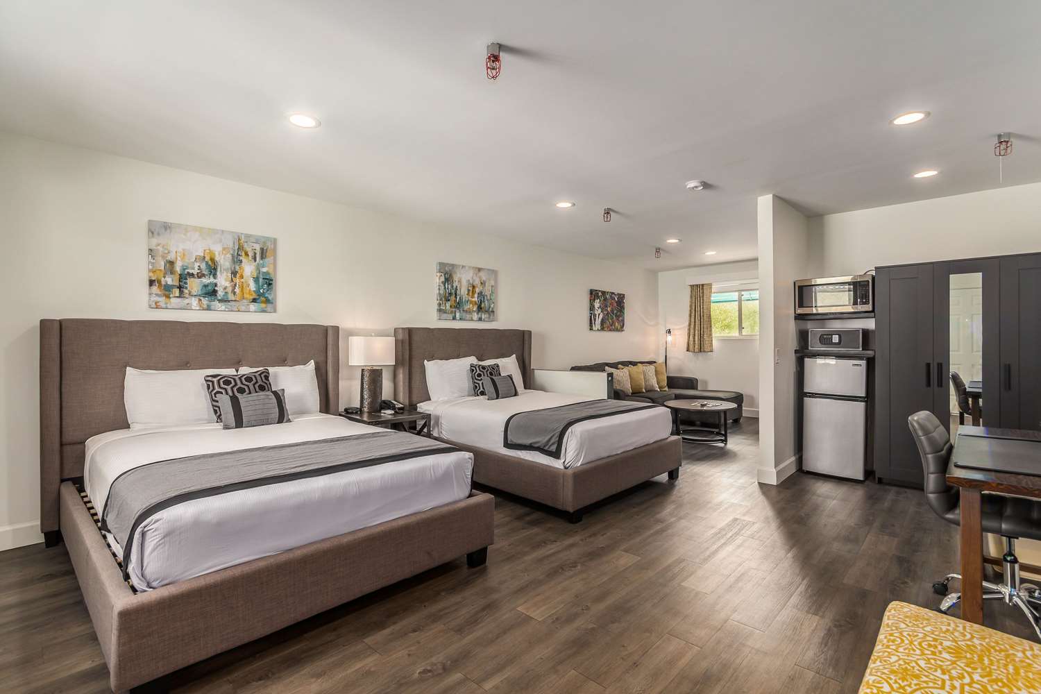 Hotel Bixby Scottsdale, AZ See Discounts