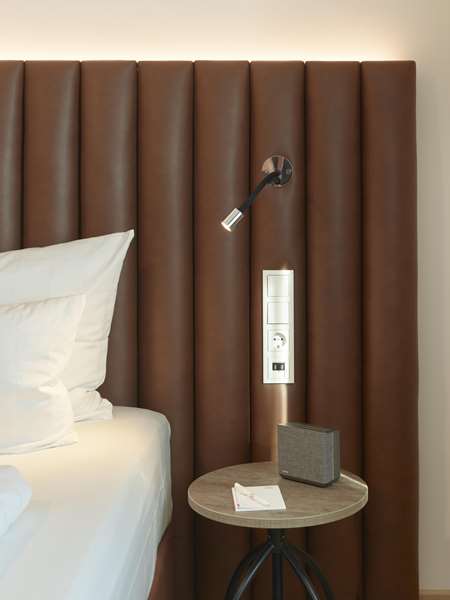 1 Single Bed, Standard Room, Coffee Maker, Wi-Fi, Safe, Desk, Balcony, Full Breakfast