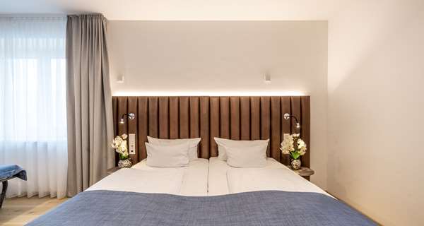 1 King Bed, Junior Suite, Anteroom, Wi-Fi, Coffee Maker, Full Breakfast