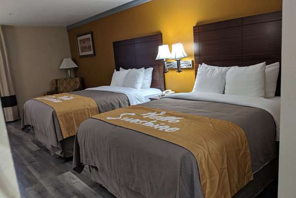  - Days Inn Rosenberg - I-69, Exit 97