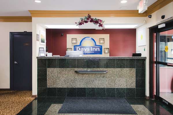  - Days Inn Rosenberg - I-69, Exit 97