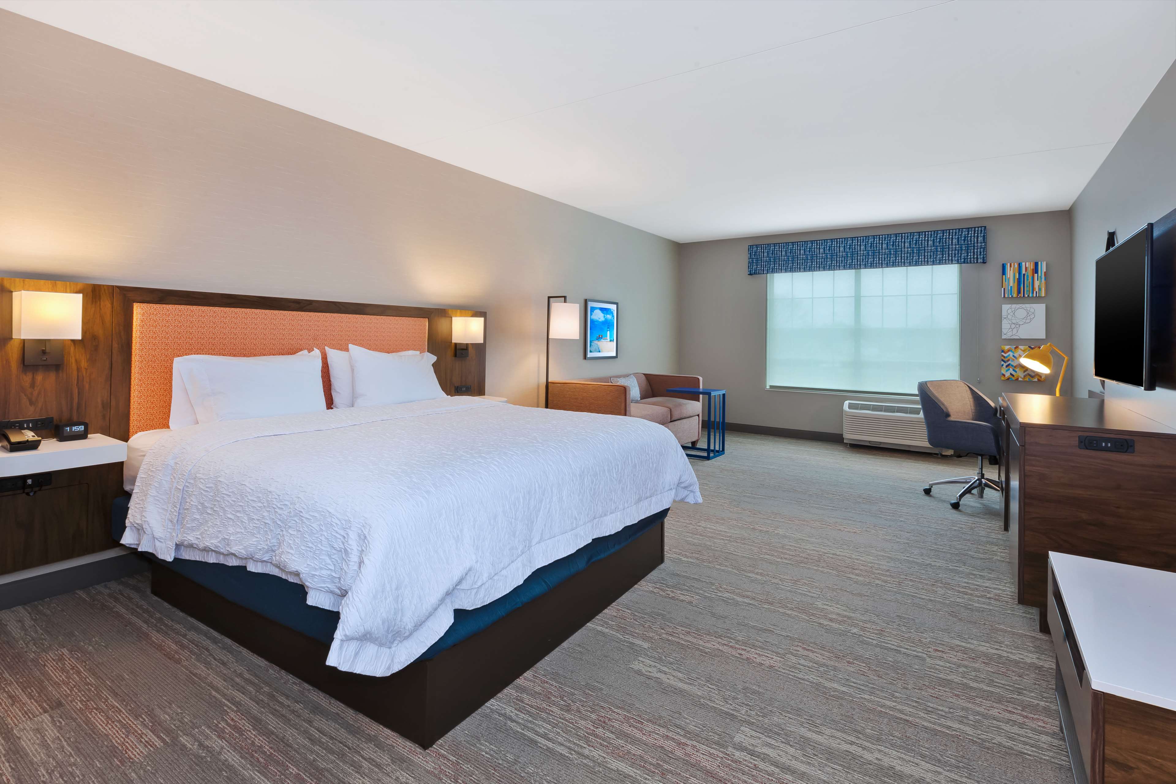 Hampton Inn by Hilton Cape Cod Canal Room Type - 1 KG STDO MICRO/FRIDGE NS