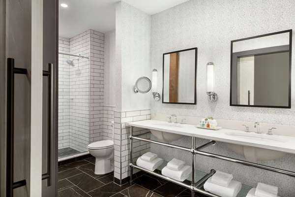  - Wilbur Hotel Lititz