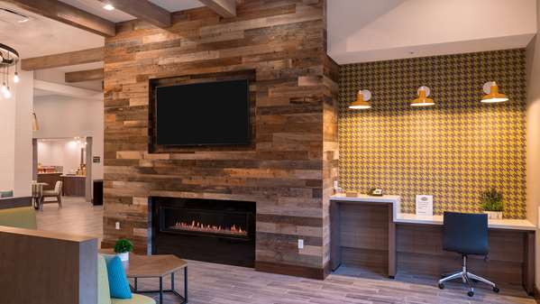  - Hampton Inn Downtown Riverside