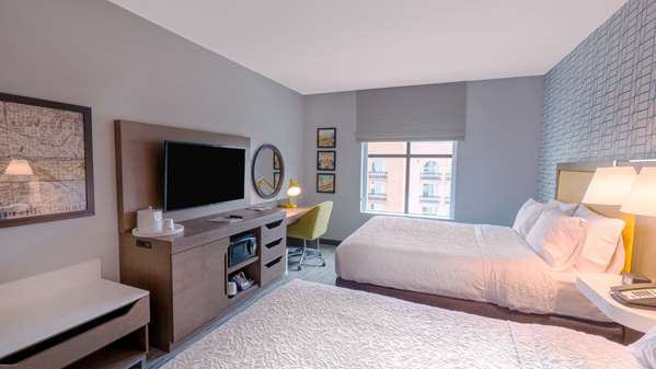  - Hampton Inn Downtown Riverside