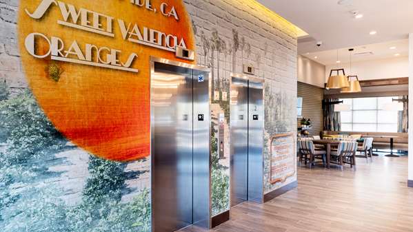  - Hampton Inn Downtown Riverside