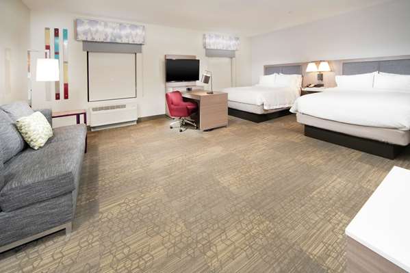  - Hampton Inn & Suites Santa Maria