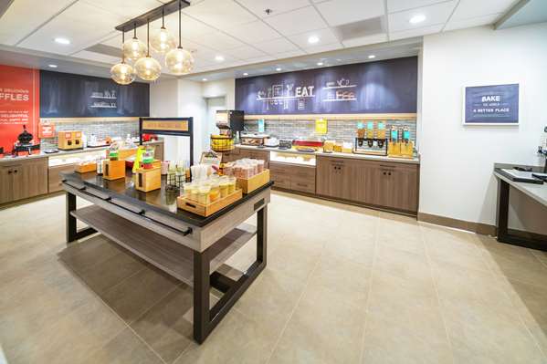 Amenities - Hampton Inn & Suites Santa Maria