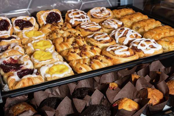 Amenities - Hampton Inn & Suites Santa Maria