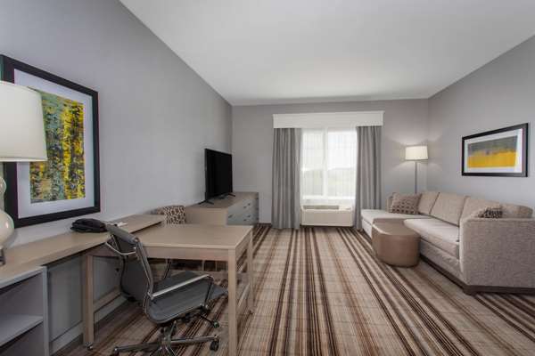 Suite - Hawthorn Suites by Wyndham Johnstown - I-25, Exit 257