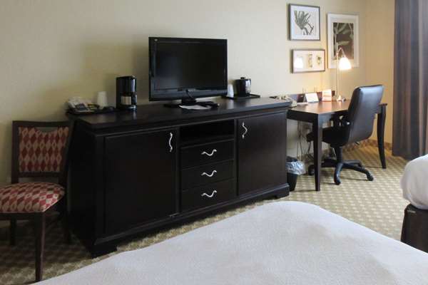  - Quality Inn & Suites Alexandria