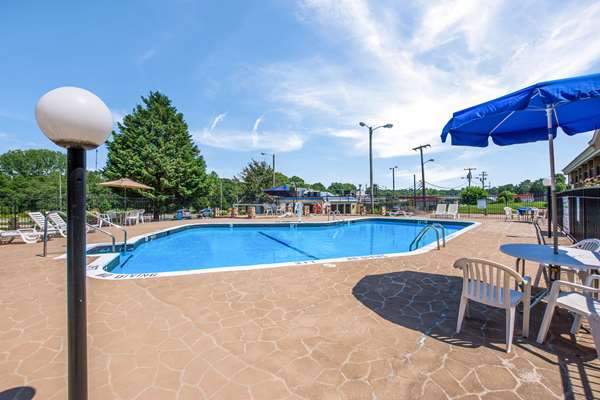 Pool - Quality Inn West Gastonia - I-85, Exit 17