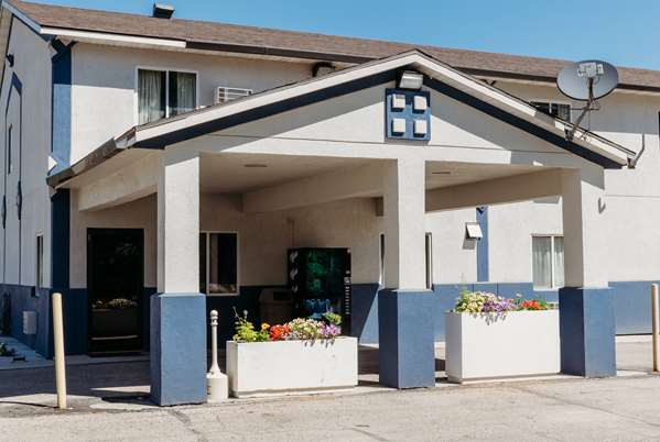 Exterior view - Travelodge Worland