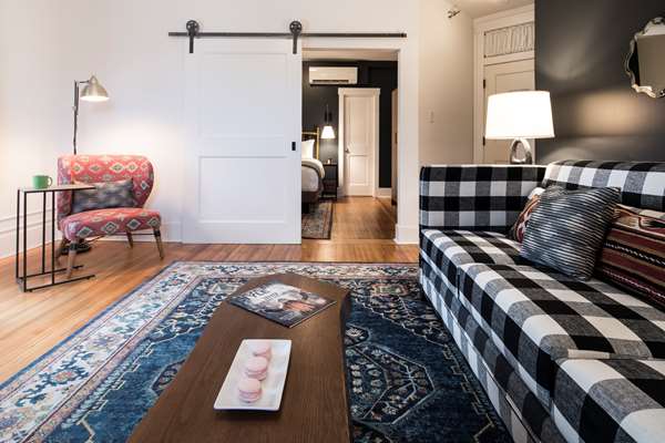 Suite - Armstrong Hotel Fort Collins