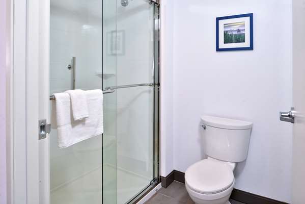  - Hampton Inn Downtown Cedar Falls