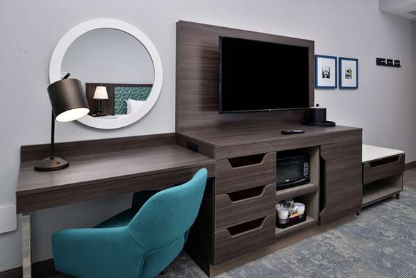  - Hampton Inn Downtown Cedar Falls