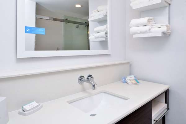  - Hampton Inn Downtown Cedar Falls