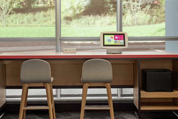 Conference Area - Tru by Hilton Hotel Mall Area Duluth