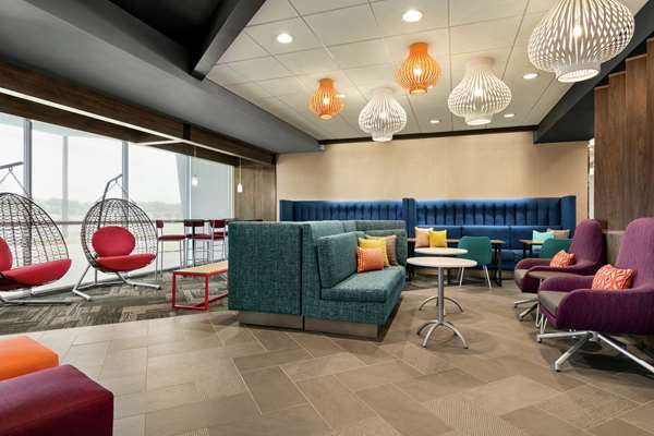  - Tru by Hilton Hotel Longview