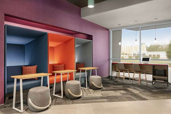  - Tru by Hilton Hotel Longview