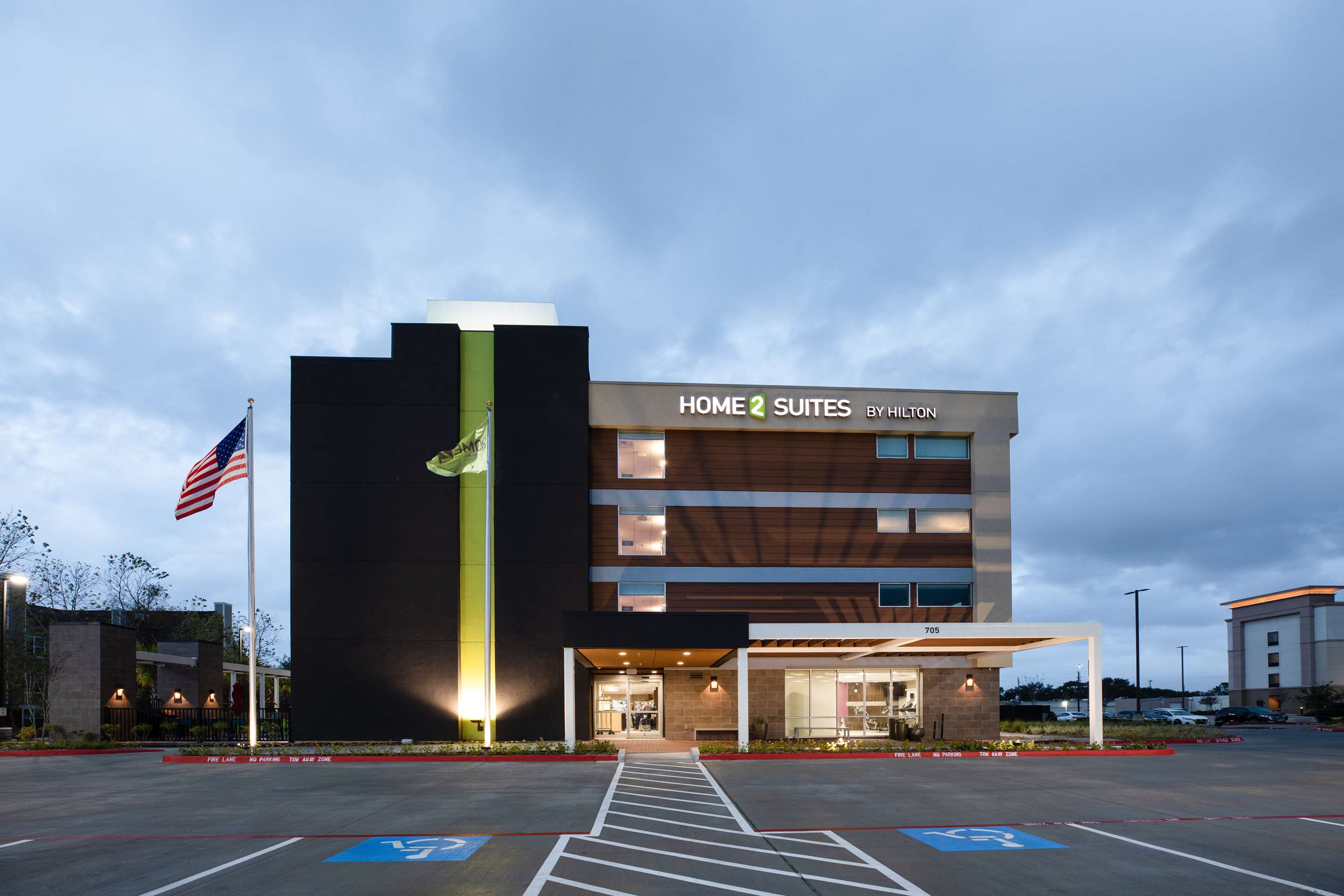 Exterior | Home2 Suites by Hilton Houston IAH Airport Beltway 8