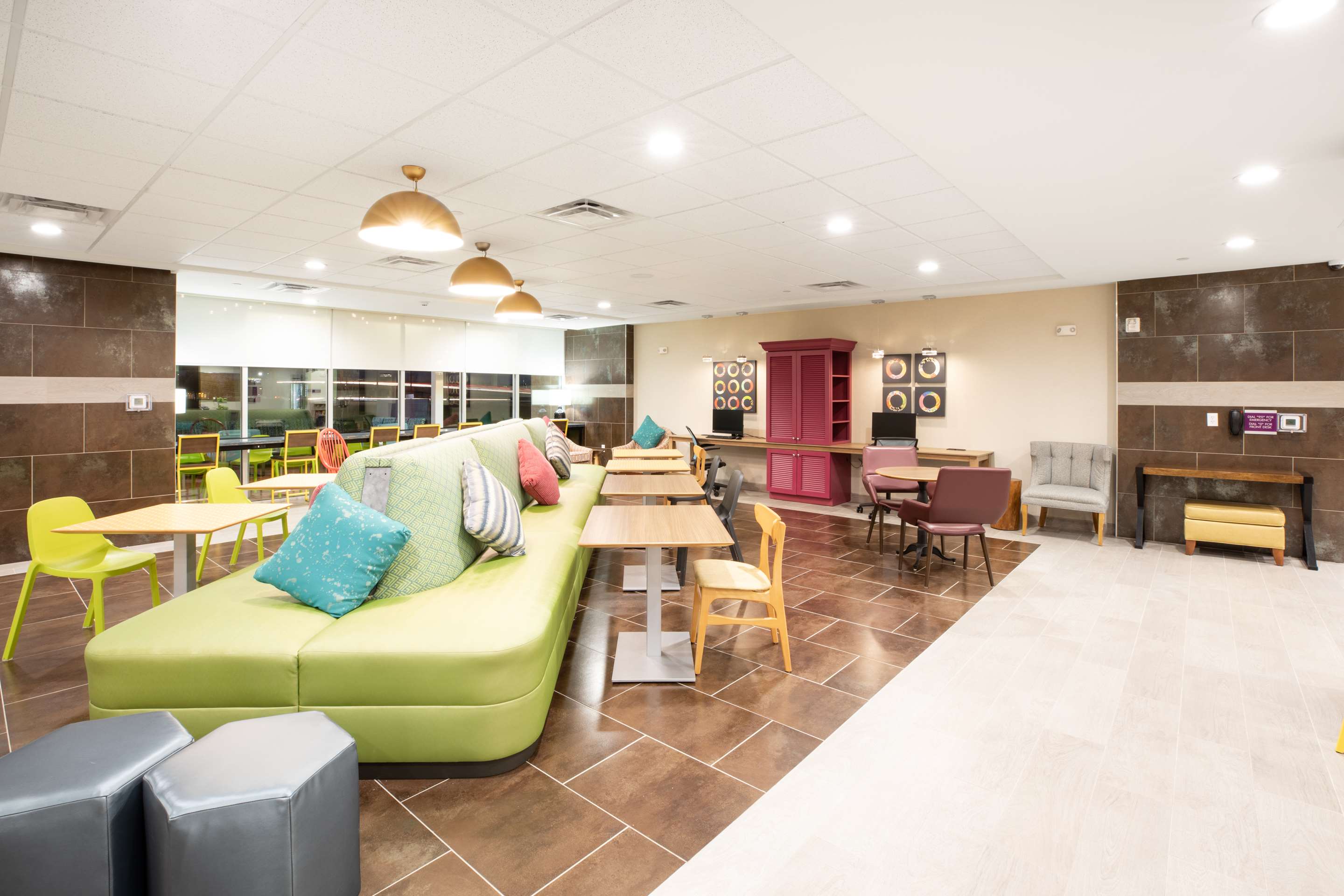 Lobby | Home2 Suites by Hilton Houston IAH Airport Beltway 8