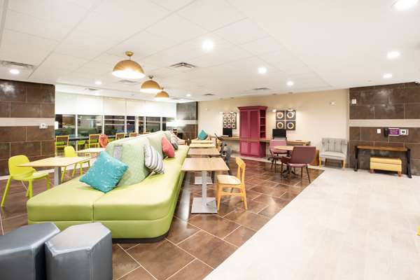  - Home2 Suites by Hilton IAH Airport Beltway 8 Houston